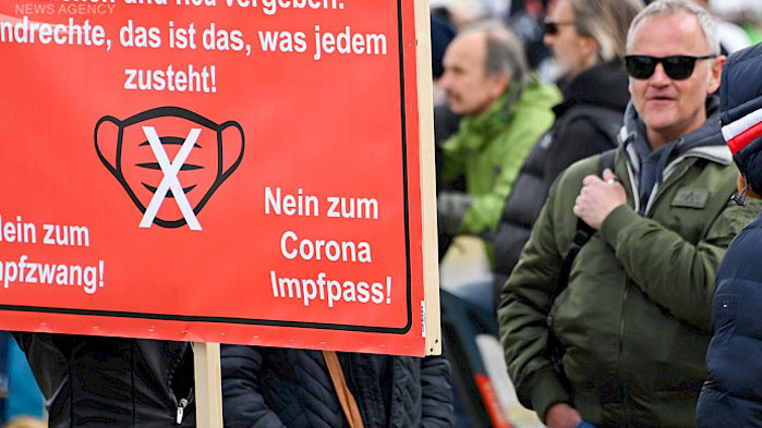 Гражданите, ваксинирани срещу коронавирус, които са развили имунитет, ще могат